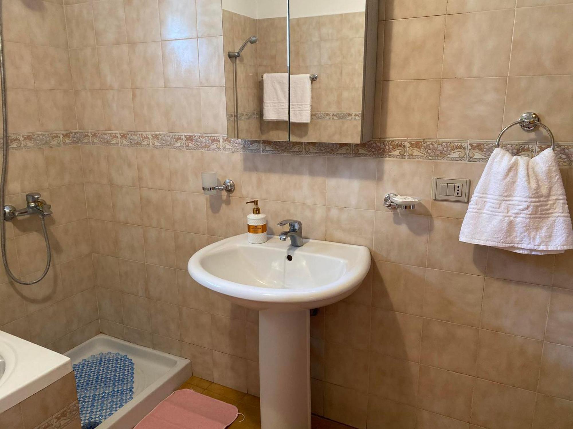 Apartment Persa