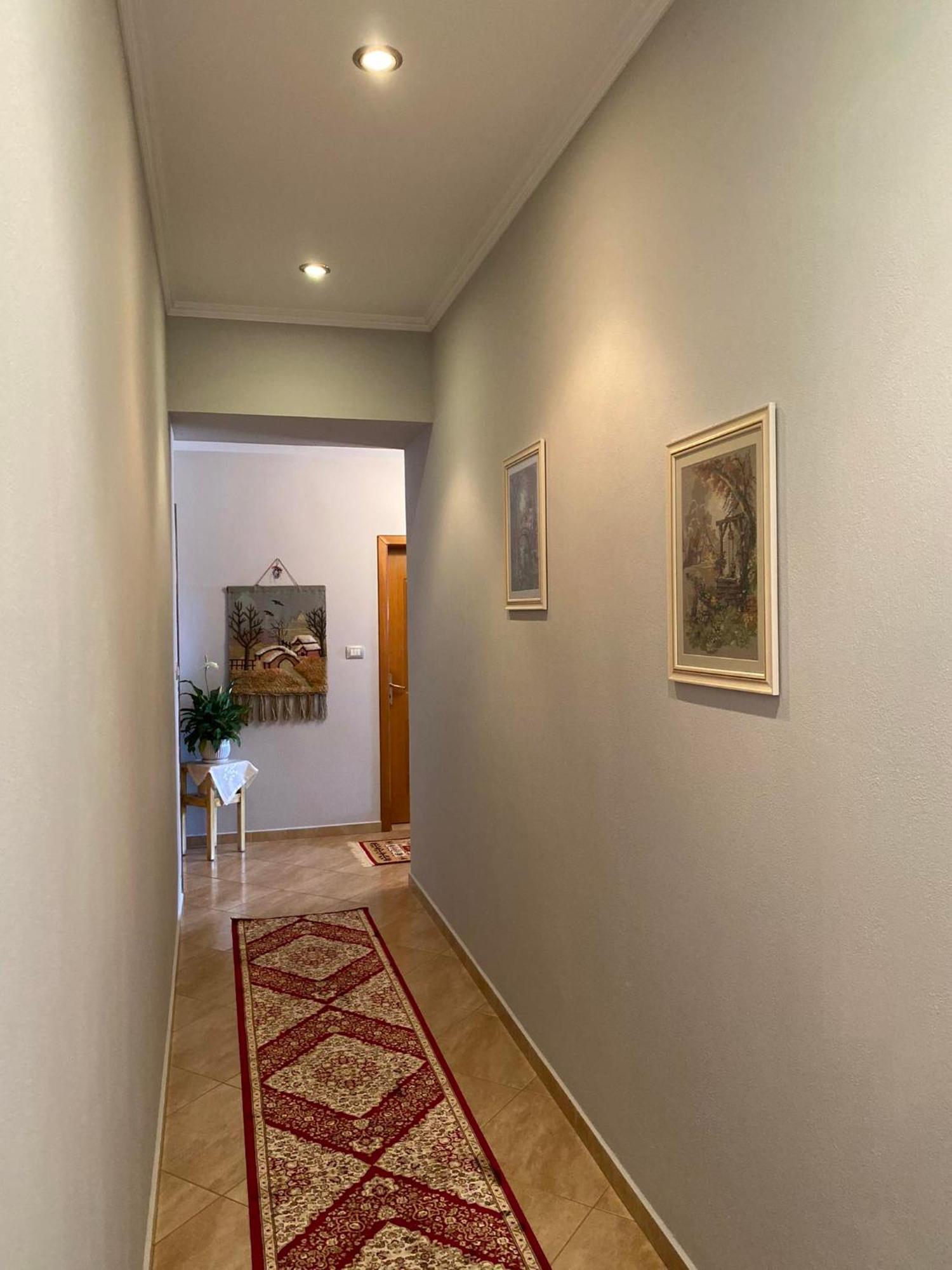 Apartment Persa