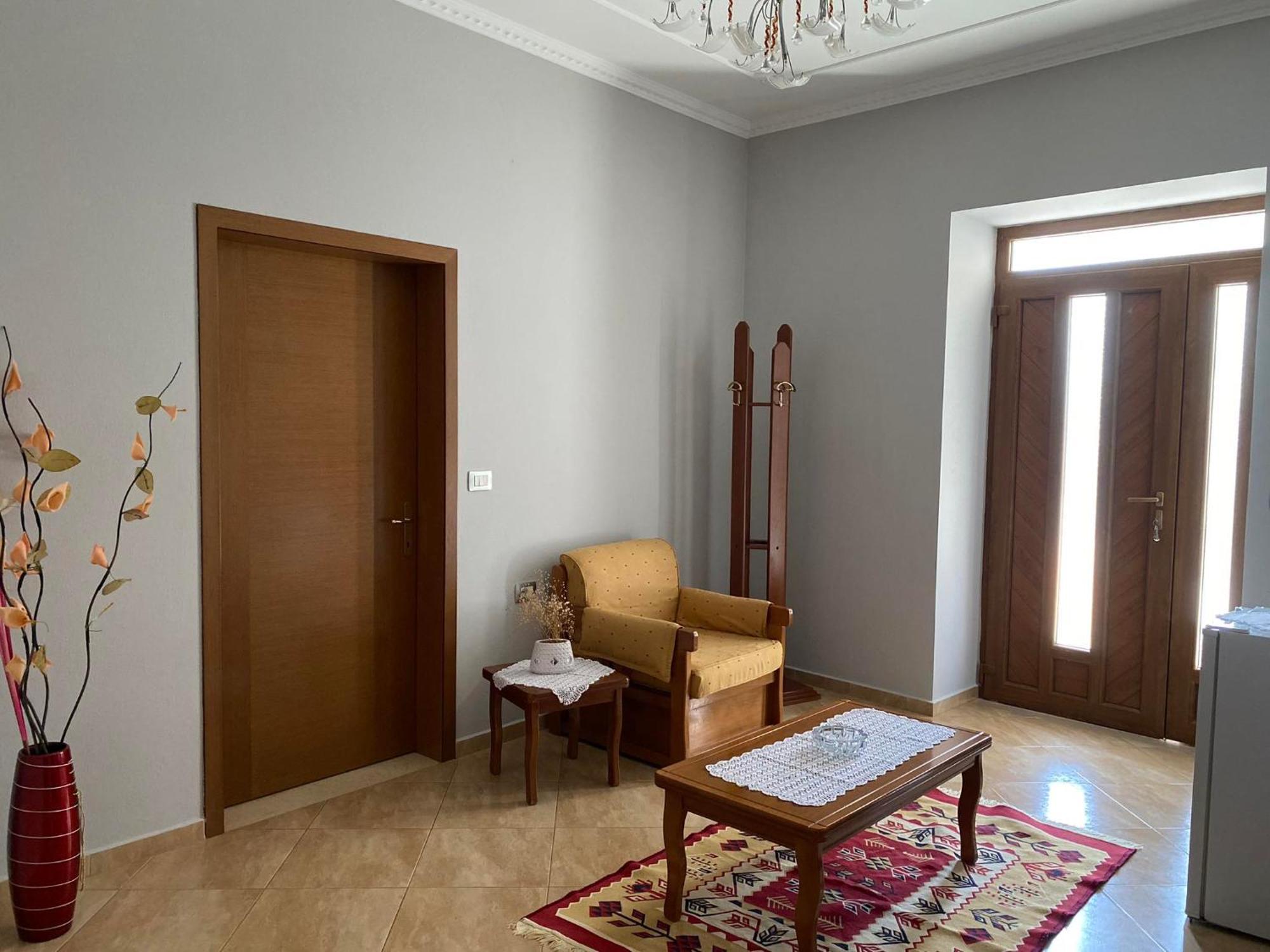 Persa Apartment